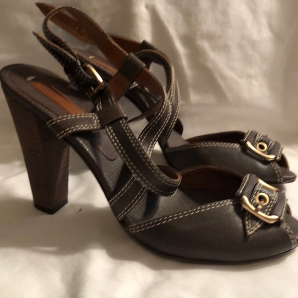 Bcbg heels - Picture 2 of 3
